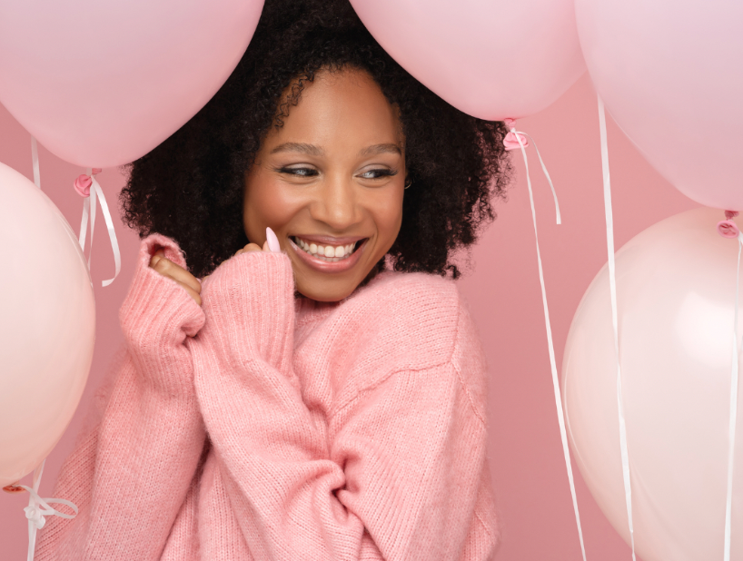 Woman with balloons and Flyte Popup